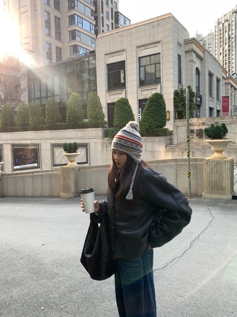 lowclccoat_what_2